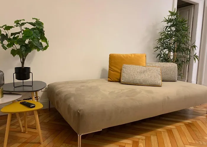 Turin Central Apartment