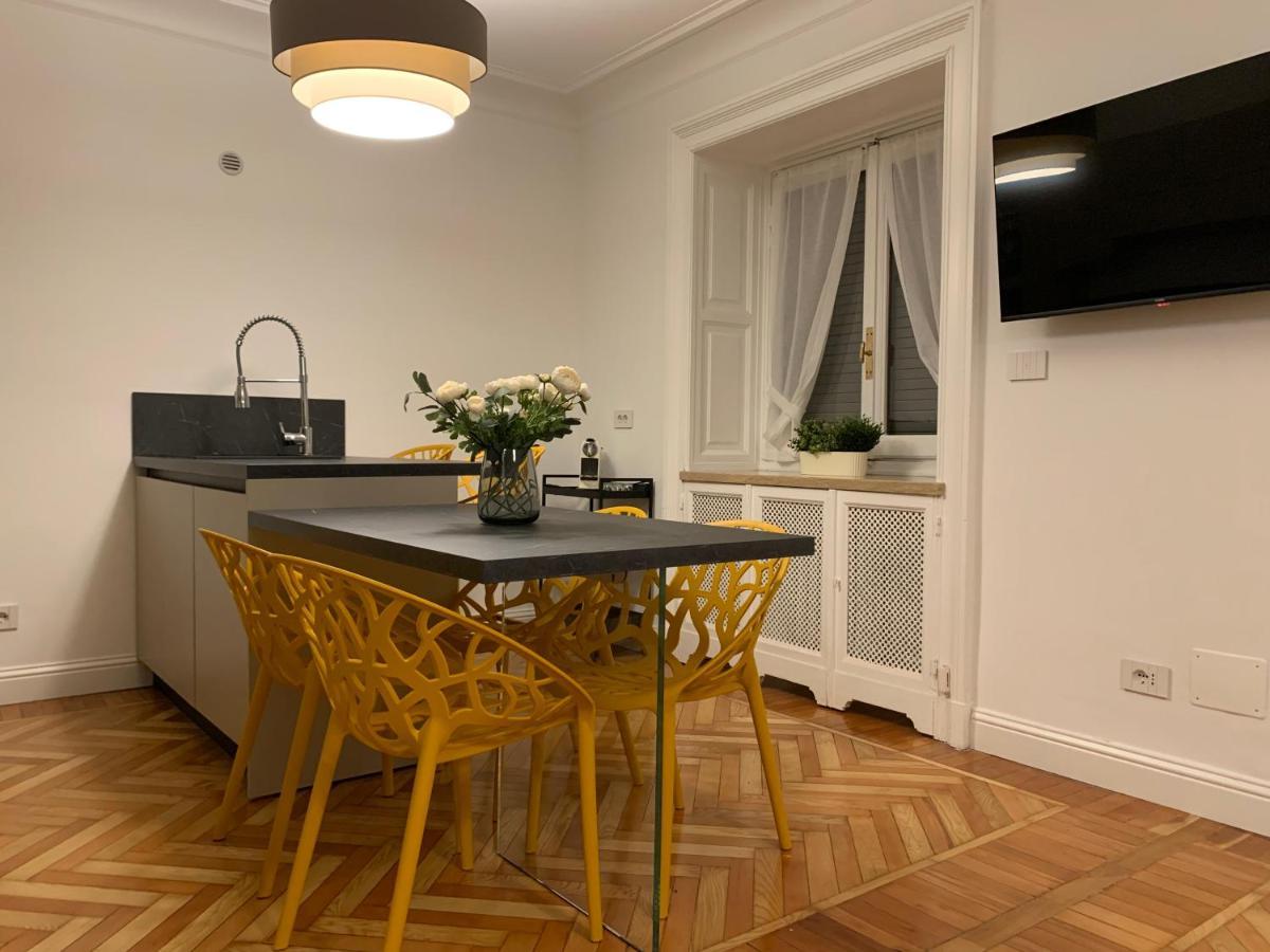Turin Central Apartment *